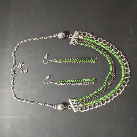 Silver Tone, Gunmetal Black, and Green Chain Statement Necklace and Earr… - Picture 1 of 5